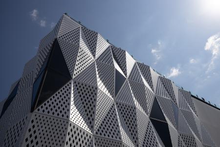 Les Mills Parking Structure